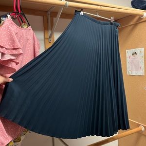 Navy blue accordion style midi skirt